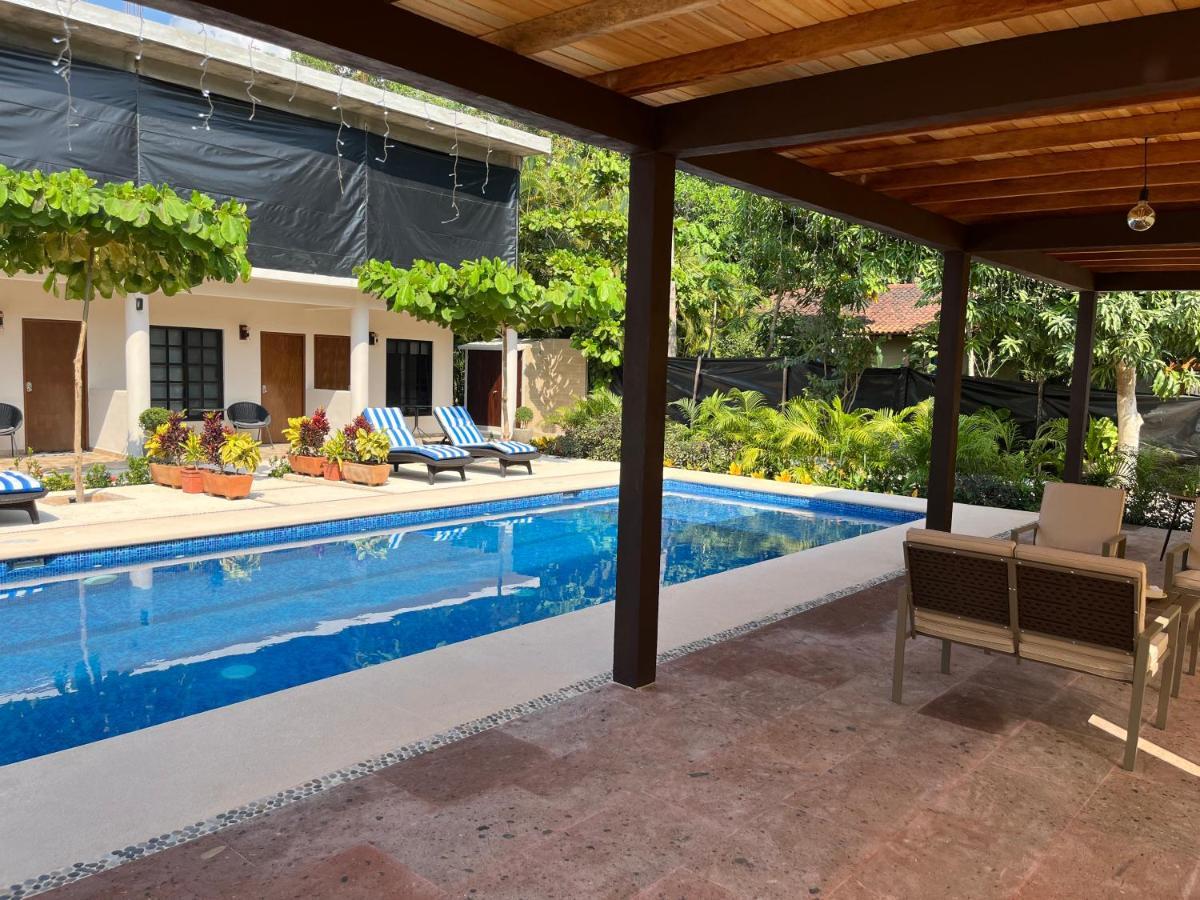 Natura Hotel & Villas Zihuatanejo Exterior photo